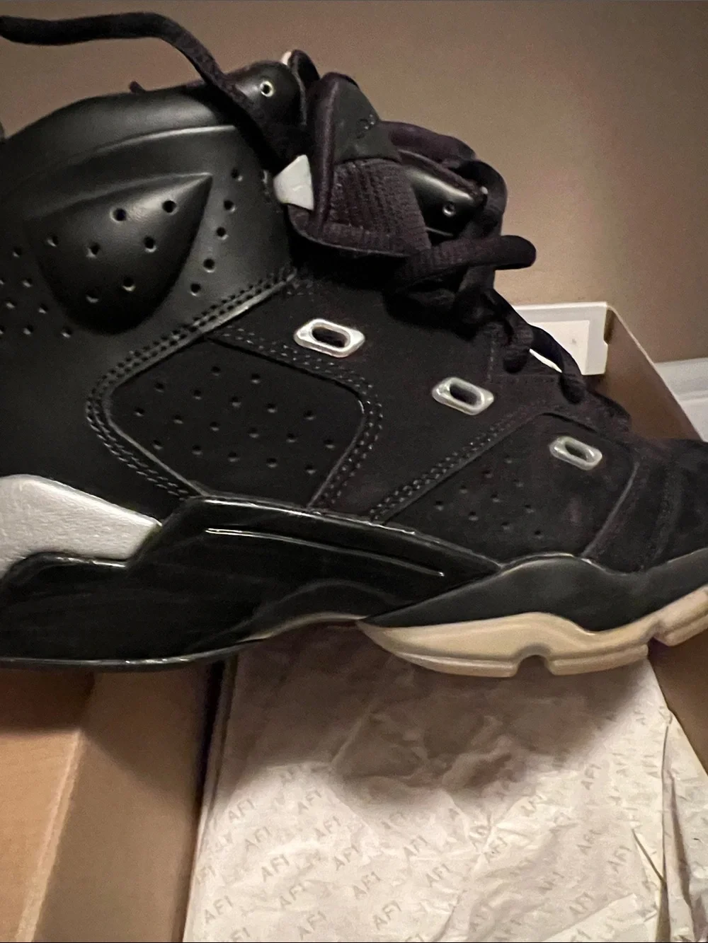 Kid’s Nike Air Jordan 6-17-23